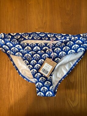NWT Boden Blue and White Scallop-Print Bikini Bottoms